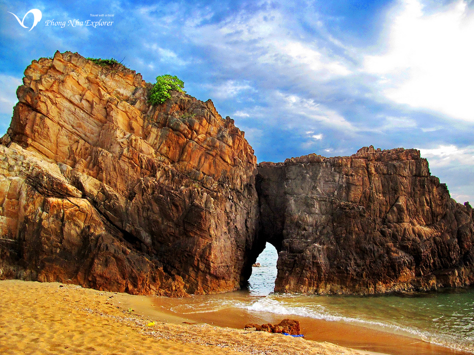 Tour Quảng Bình 3 Ngày - Bãi đá nhảy